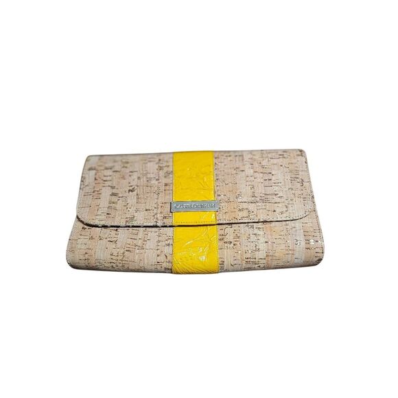 Carrie Dunham Yellow Amagansett Cork Clutch FLOATS Leather Luxury MSRP $168 NWOT - Picture 1 of 9